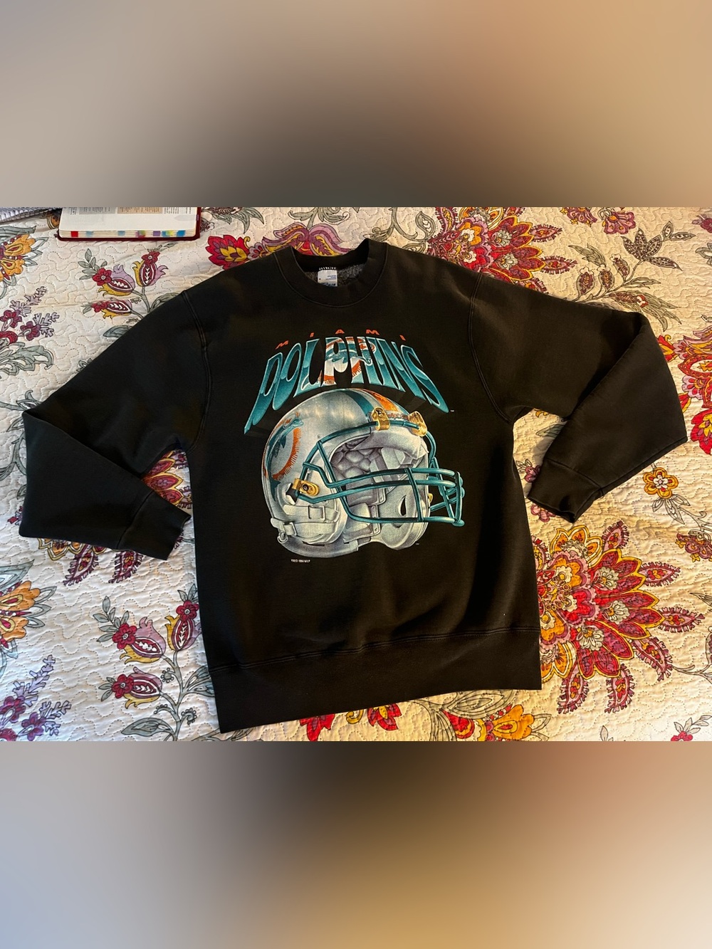 Vintage 90’s Salem Crewneck Sweatshirt Medium Miami Dolphins NFL Black